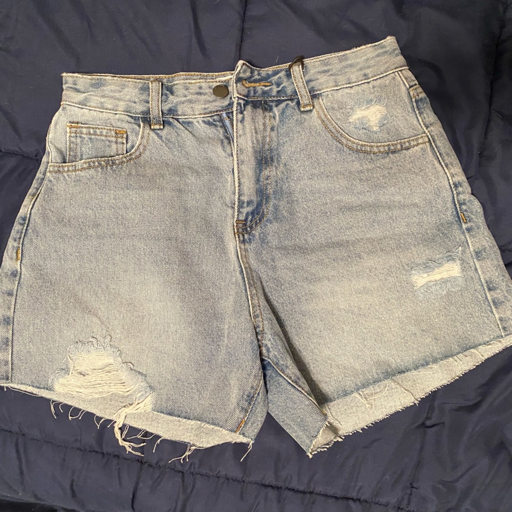 Twelve by ontwelfth jean shorts size medium